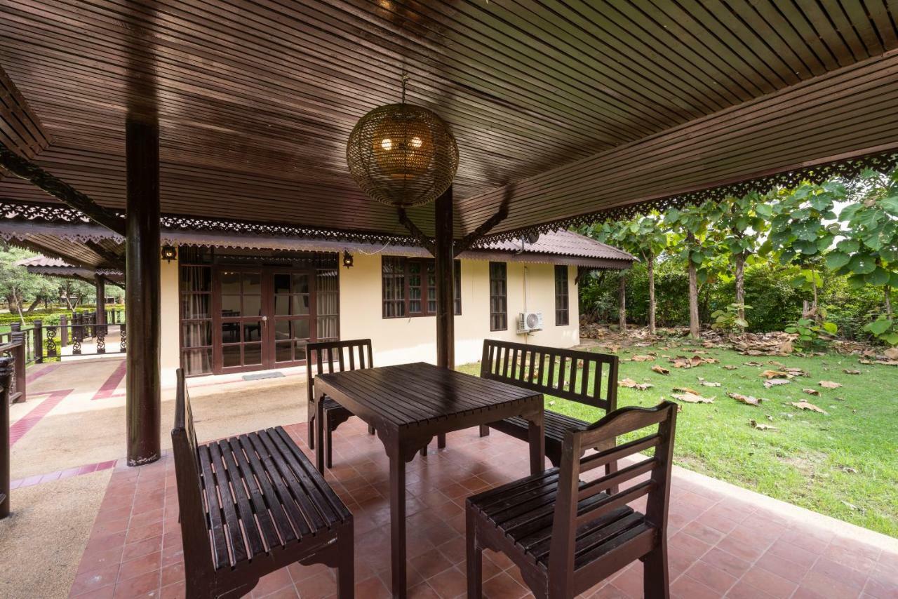 Doi Inthanon Riverside Resort Chom Thong Buitenkant foto