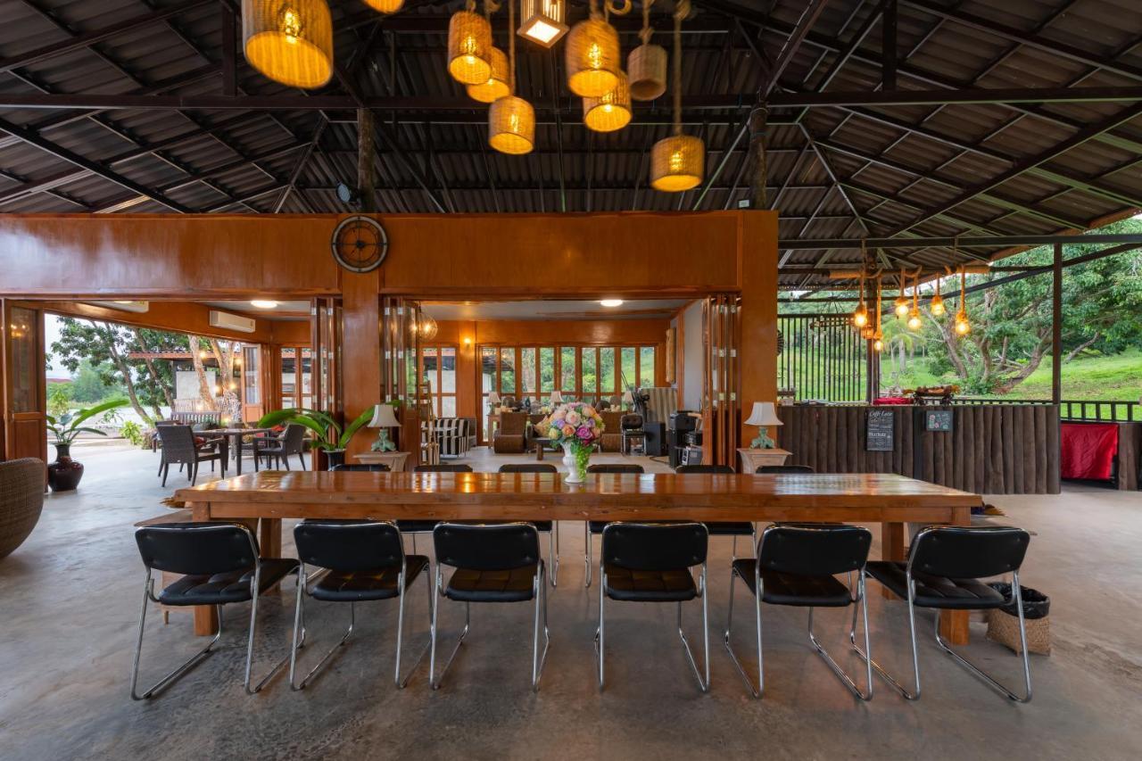Doi Inthanon Riverside Resort Chom Thong Buitenkant foto